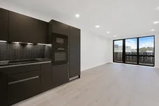 Midlle Road, London, London