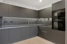 Midlle Road, London, London