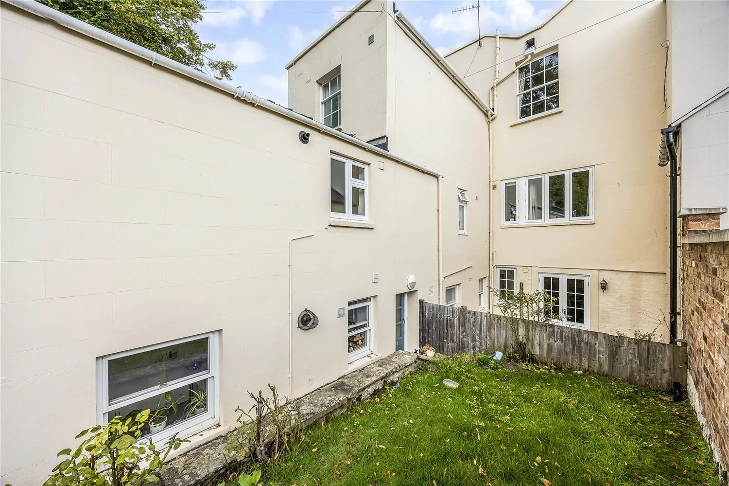 London Road, Cheltenham, GL52 photo 7