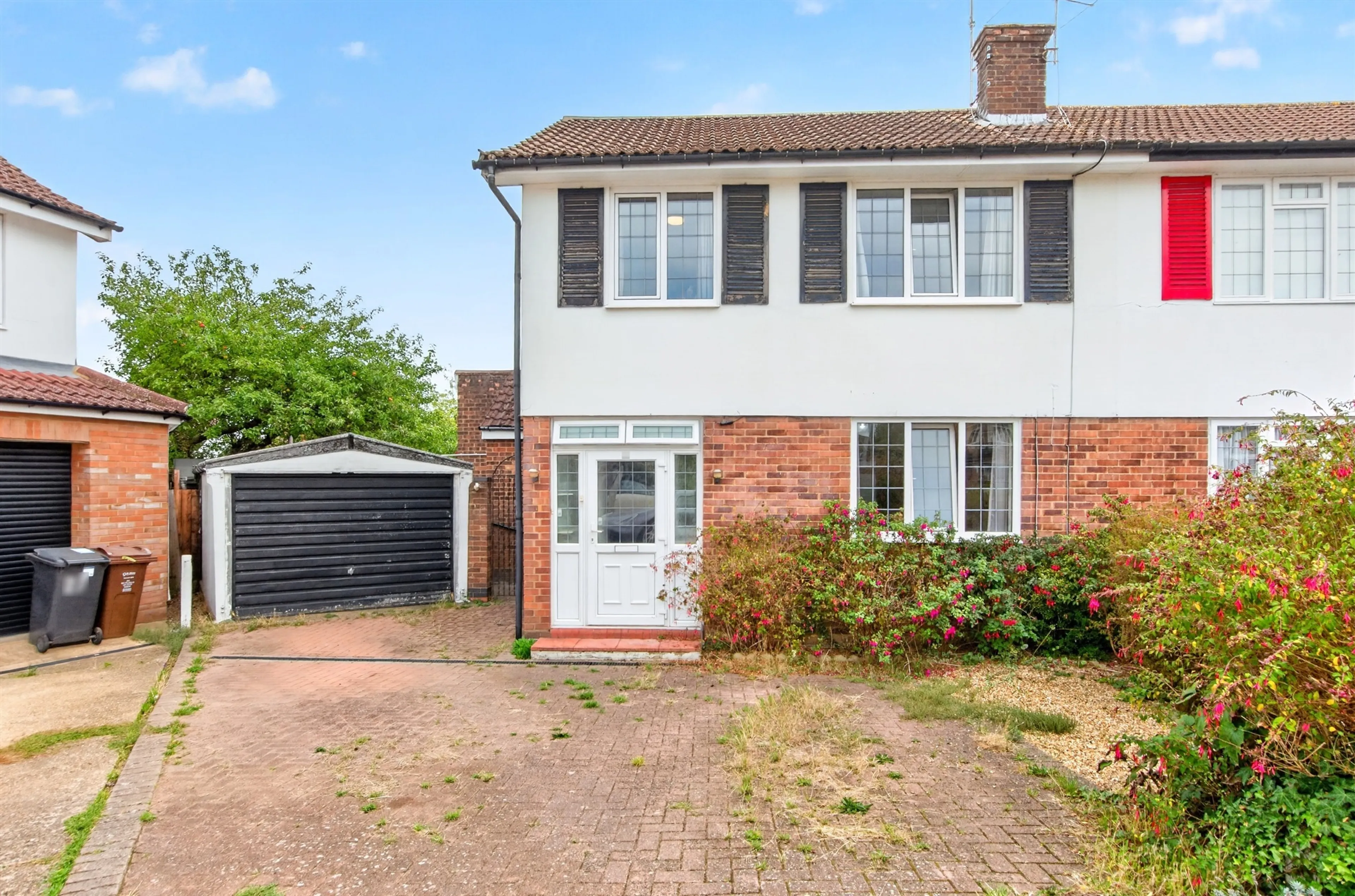 Property photo 0