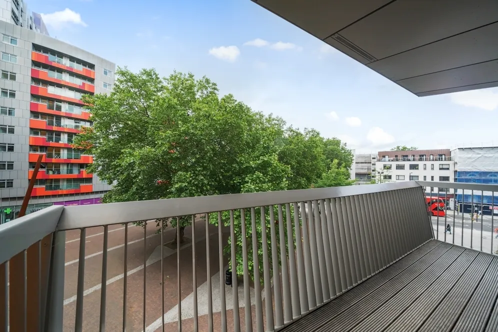 Rathbone Market, E16 photo 3