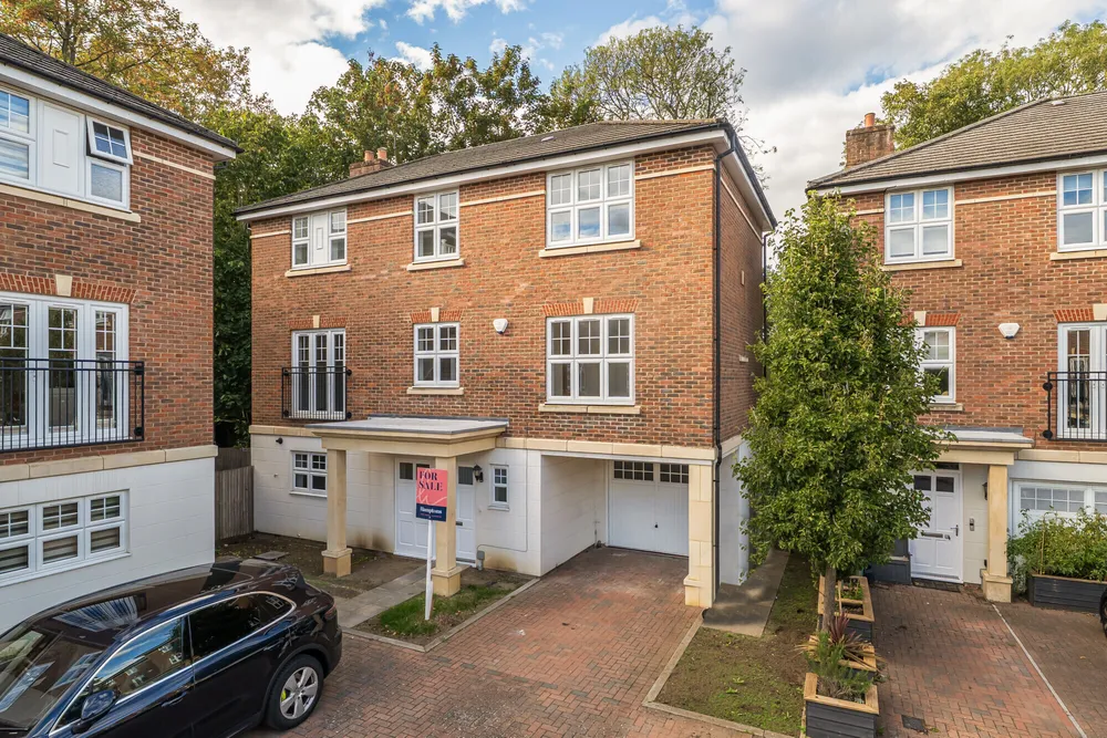 Colnhurst Road, Watford, WD17
