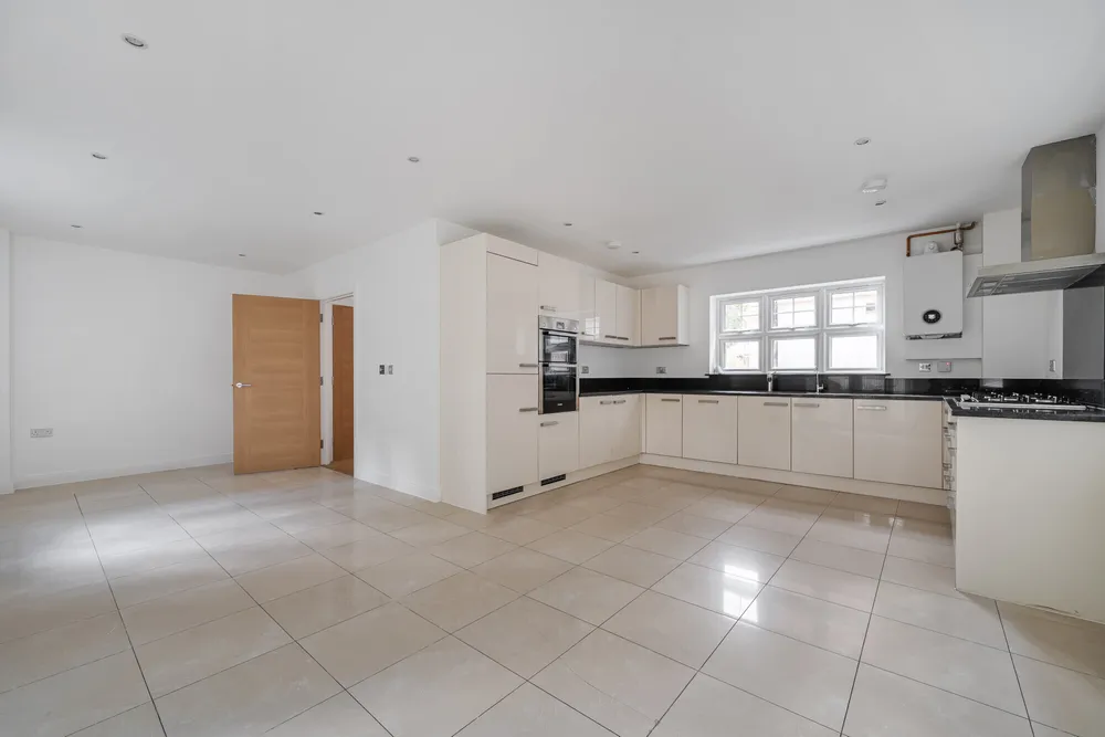 Colnhurst Road, Watford, WD17