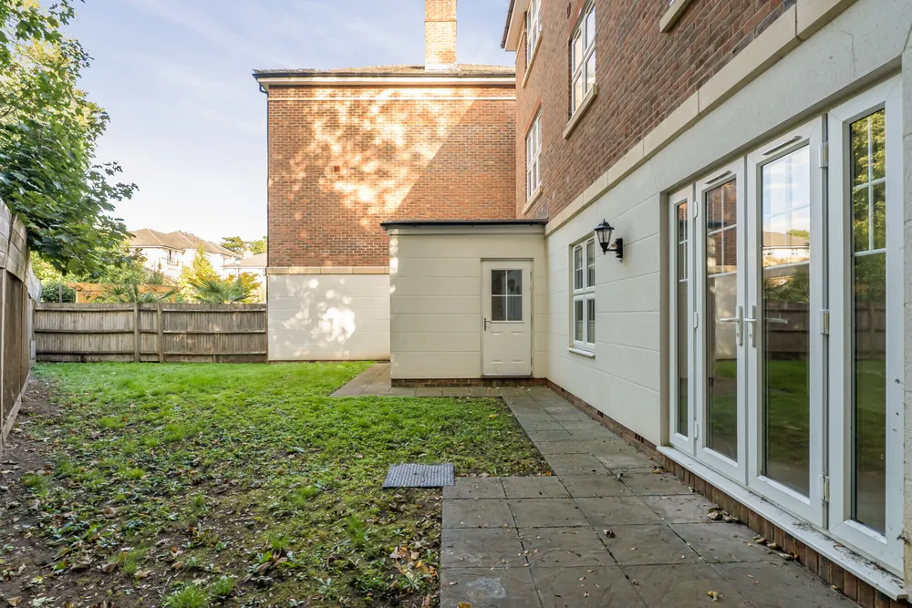 Colnhurst Road, Watford, WD17