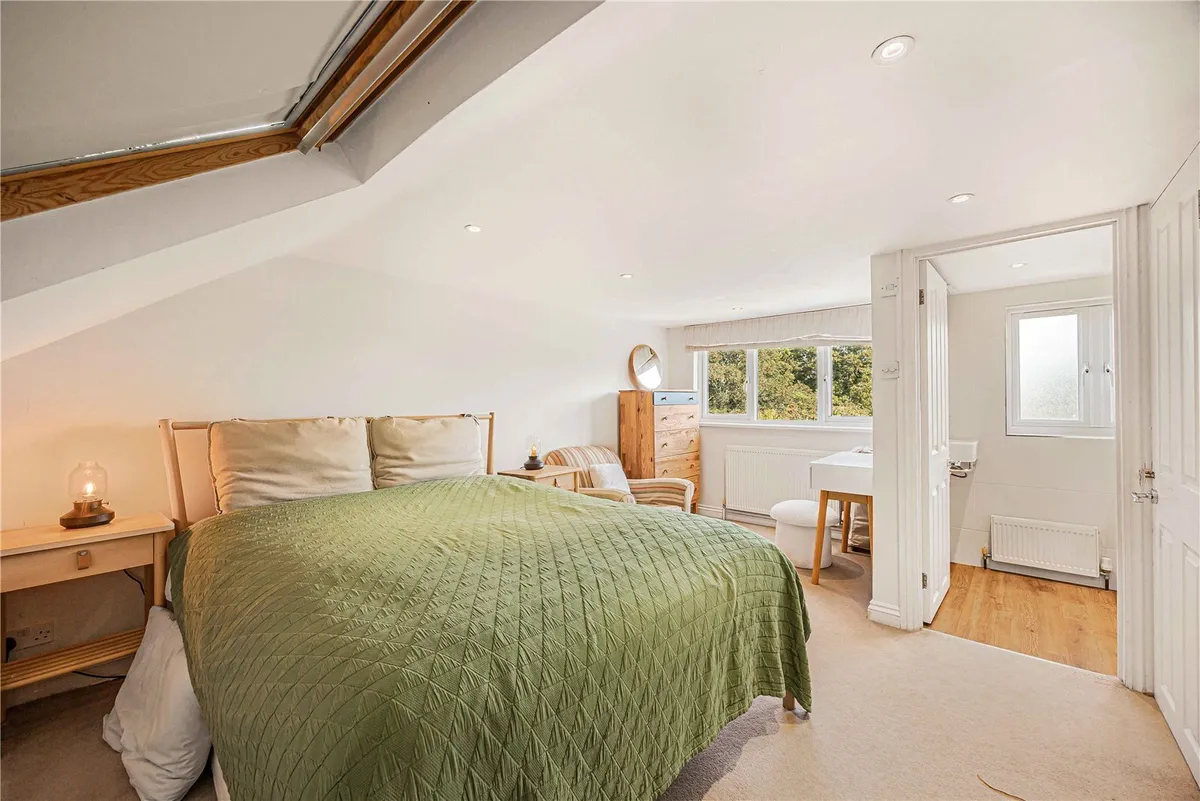 Greys Hill, Henley-on-Thames, Oxfordshire, RG9