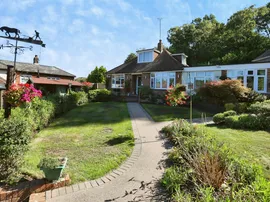 School Road, Bursledon, Southampton photo