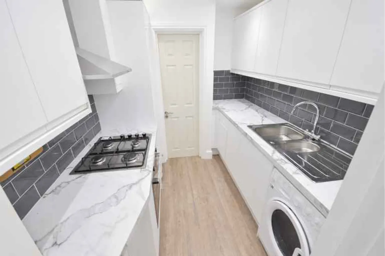 Gloucester Terrace, London, W2 photo 2
