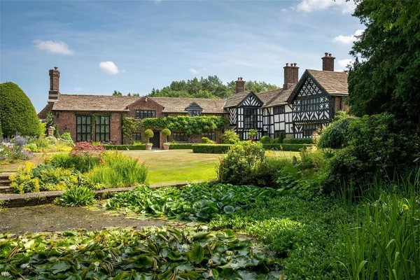 Chelford Road, Prestbury, SK10 photo 1