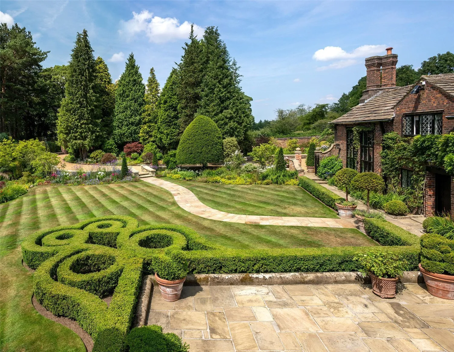 Chelford Road, Prestbury, SK10 photo 3