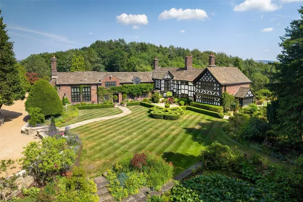Chelford Road, Prestbury, SK10 photo 4