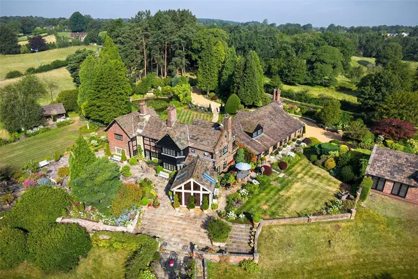 Chelford Road, Prestbury, SK10 photo 5