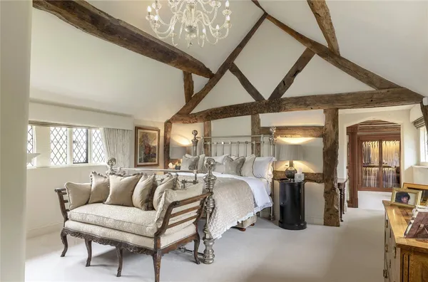 Chelford Road, Prestbury, SK10 photo 18