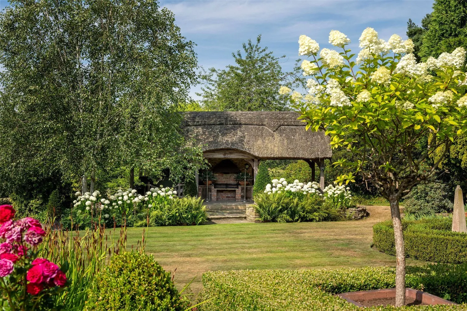 Chelford Road, Prestbury, SK10 photo 28