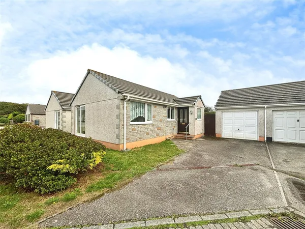 Glendale Crescent, Mount Hawke, Truro...