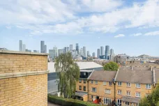 Ferguson Close, London, E14 photo 7