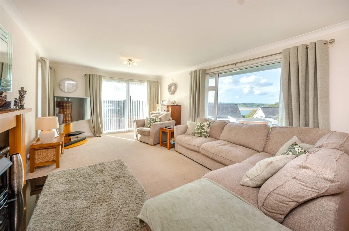 Cae Gwyn, Caernarfon, Gwynedd, LL55