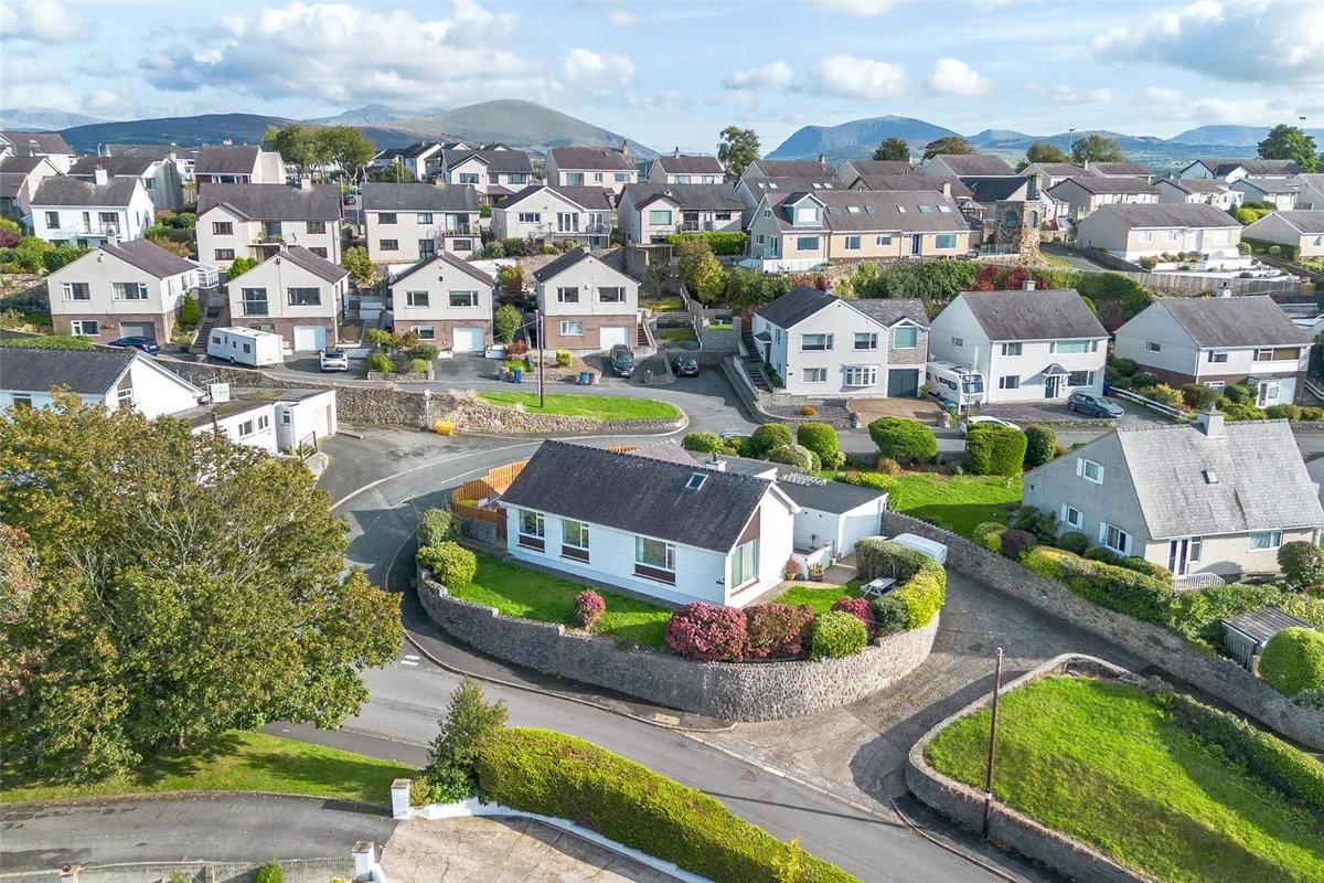 Cae Gwyn, Caernarfon, Gwynedd, LL55