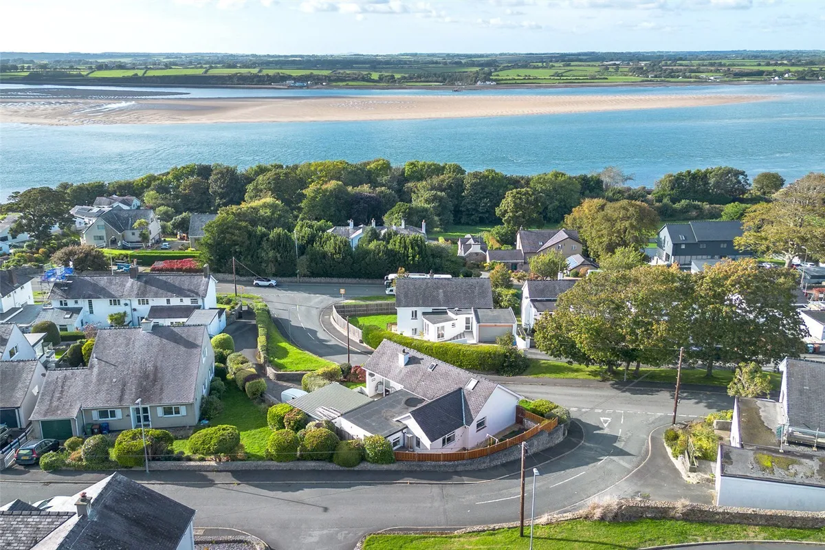 Cae Gwyn, Caernarfon, Gwynedd, LL55