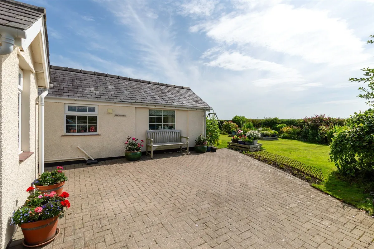 Llandrygan, Isle of Anglesey, LL71
