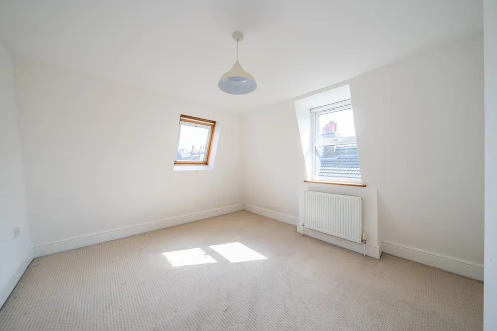 Renmuir Street, London, SW17 photo 8