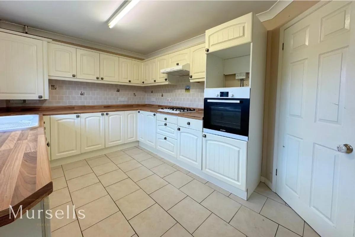 Burbidge Close, Lytchett Matravers, Poole, BH16