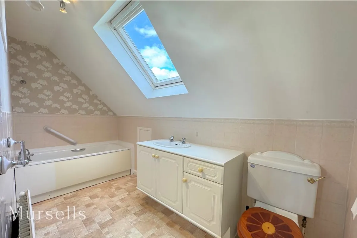 Burbidge Close, Lytchett Matravers, Poole, BH16