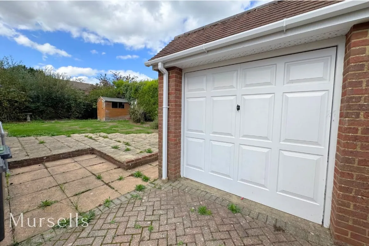Burbidge Close, Lytchett Matravers, Poole, BH16