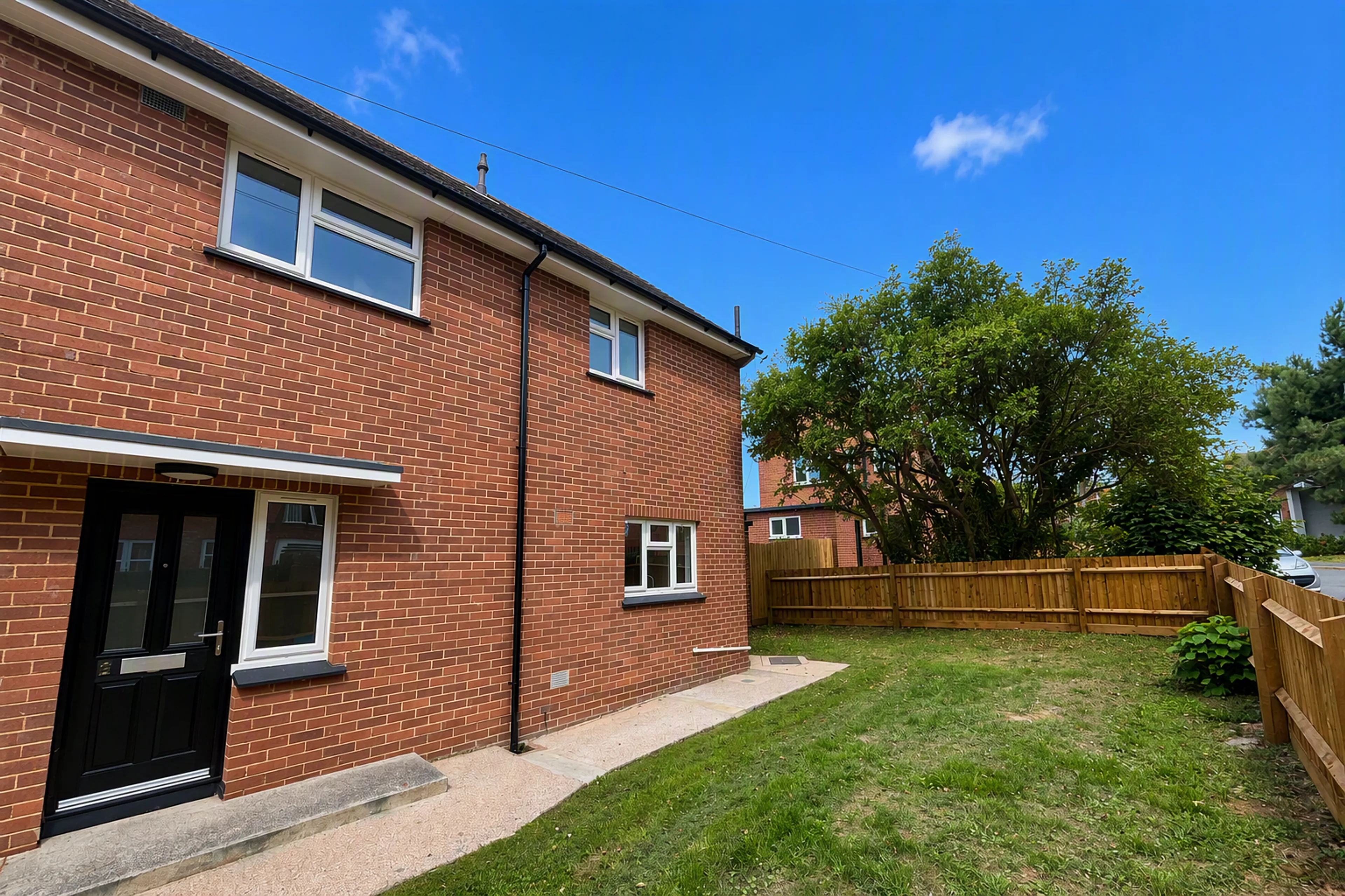 Property photo 0