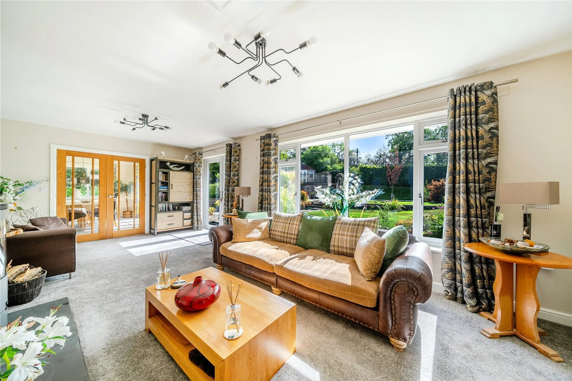 Property photo top 1