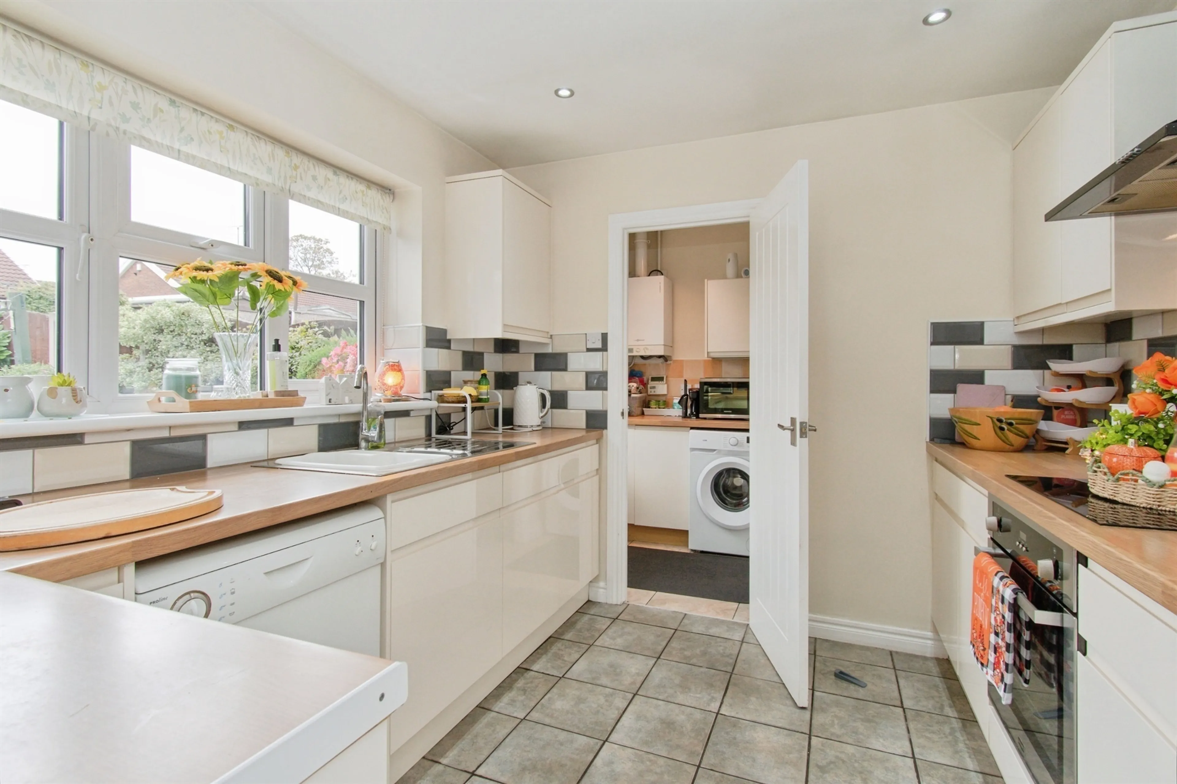Property at Caxton Gardens, Pontefract