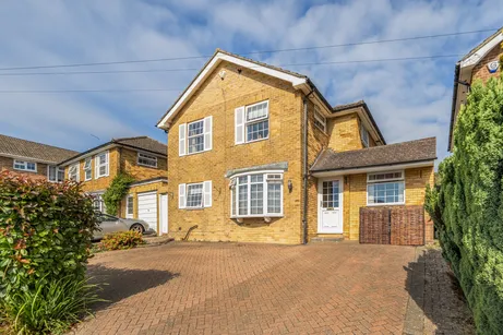 Stephenson Drive, East Grinstead, RH19