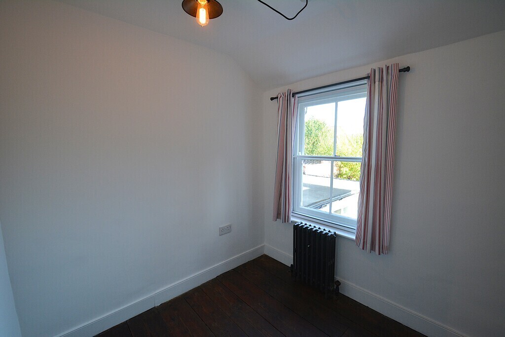 Lower Olland Street, Bungay Image 14