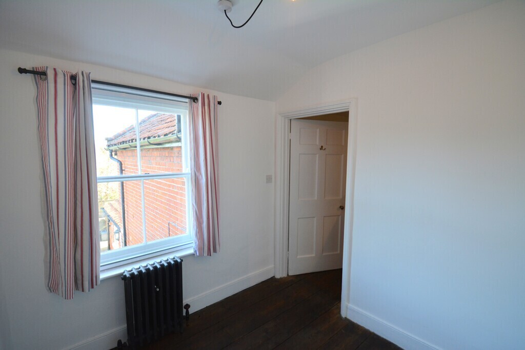 Lower Olland Street, Bungay Image 15