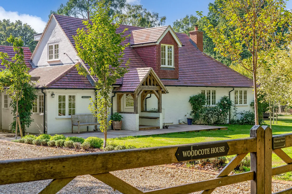 Hascombe Road, Godalming, GU8 photo 17