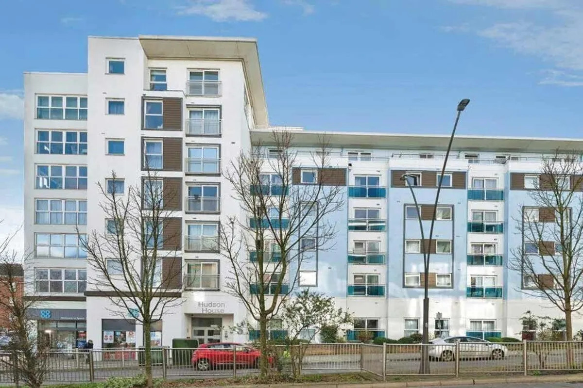 Station Approach, EPSOM