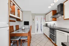 Bensley Avenue, Girdle Toll, Irvine