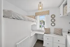 Bensley Avenue, Girdle Toll, Irvine