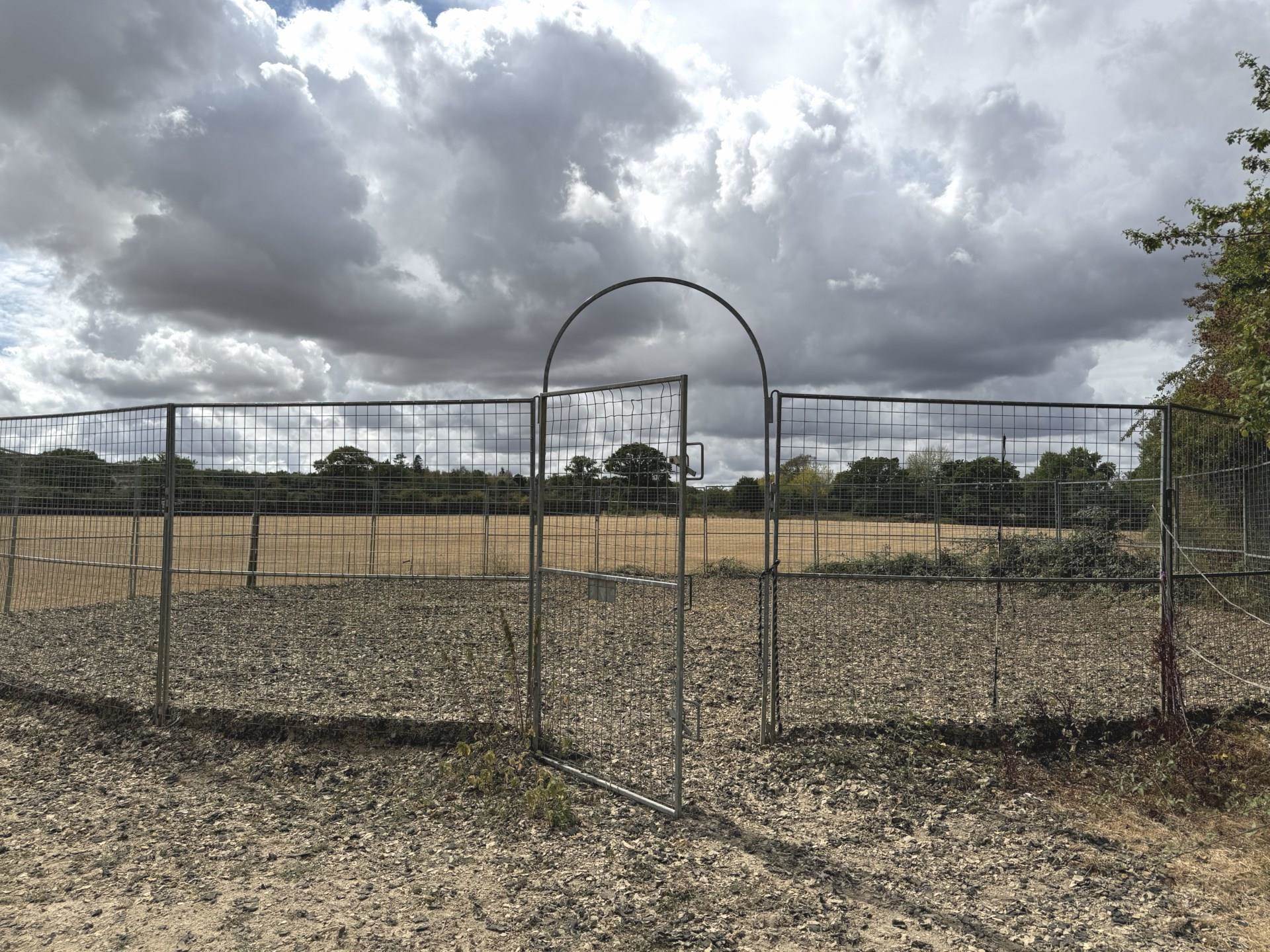 Braydon, Swindon, Wiltshire Image 10