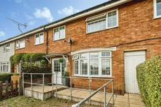 Lynch Hill Lane, Slough