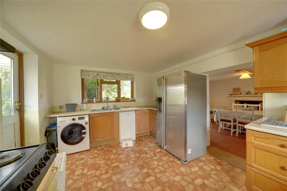 Property carousel item 14