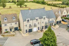 Latton, Wiltshire, SN6 photo 1