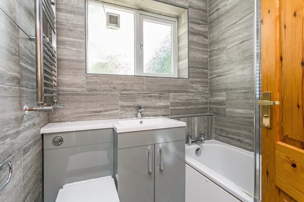 Langley Road Watford WD17 photo 6