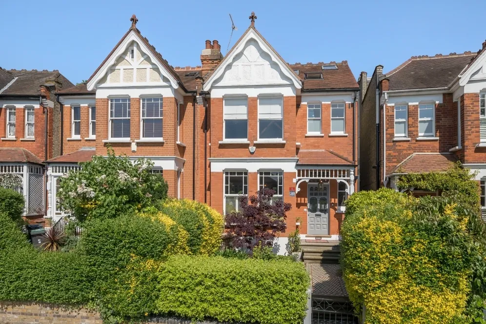 Redston Road London N8 photo 3