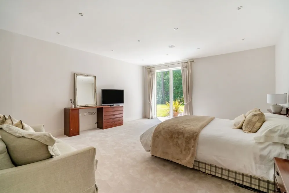 The Ridges, Wokingham RG40 photo 13