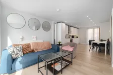 Wells Walk, E7 photo 1