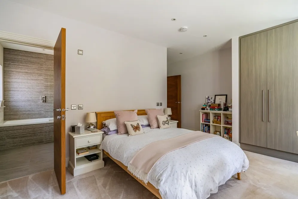 The Ridges, Wokingham RG40 photo 18