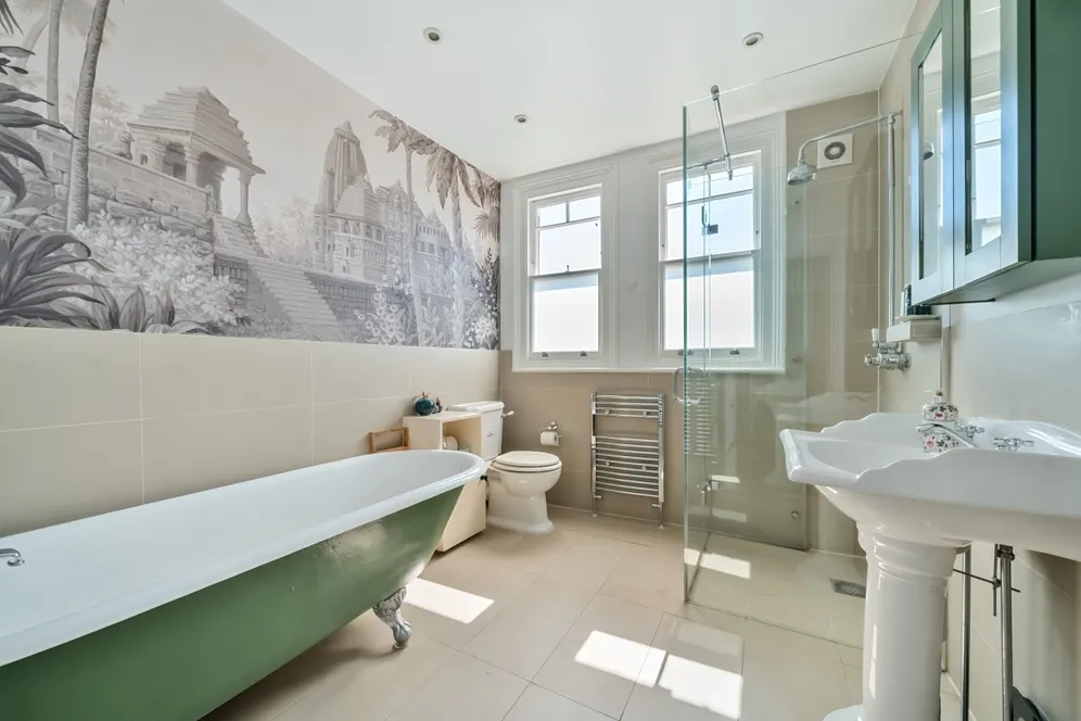 Redston Road London N8 photo 13