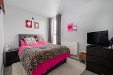 Wells Walk, E7 photo 10