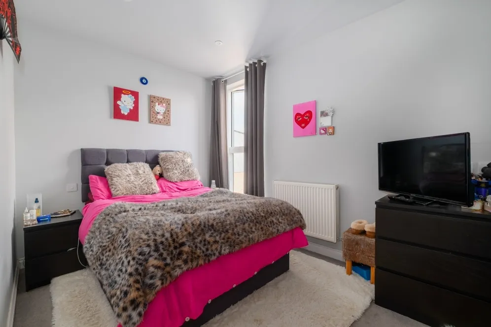 Wells Walk, E7 photo 10