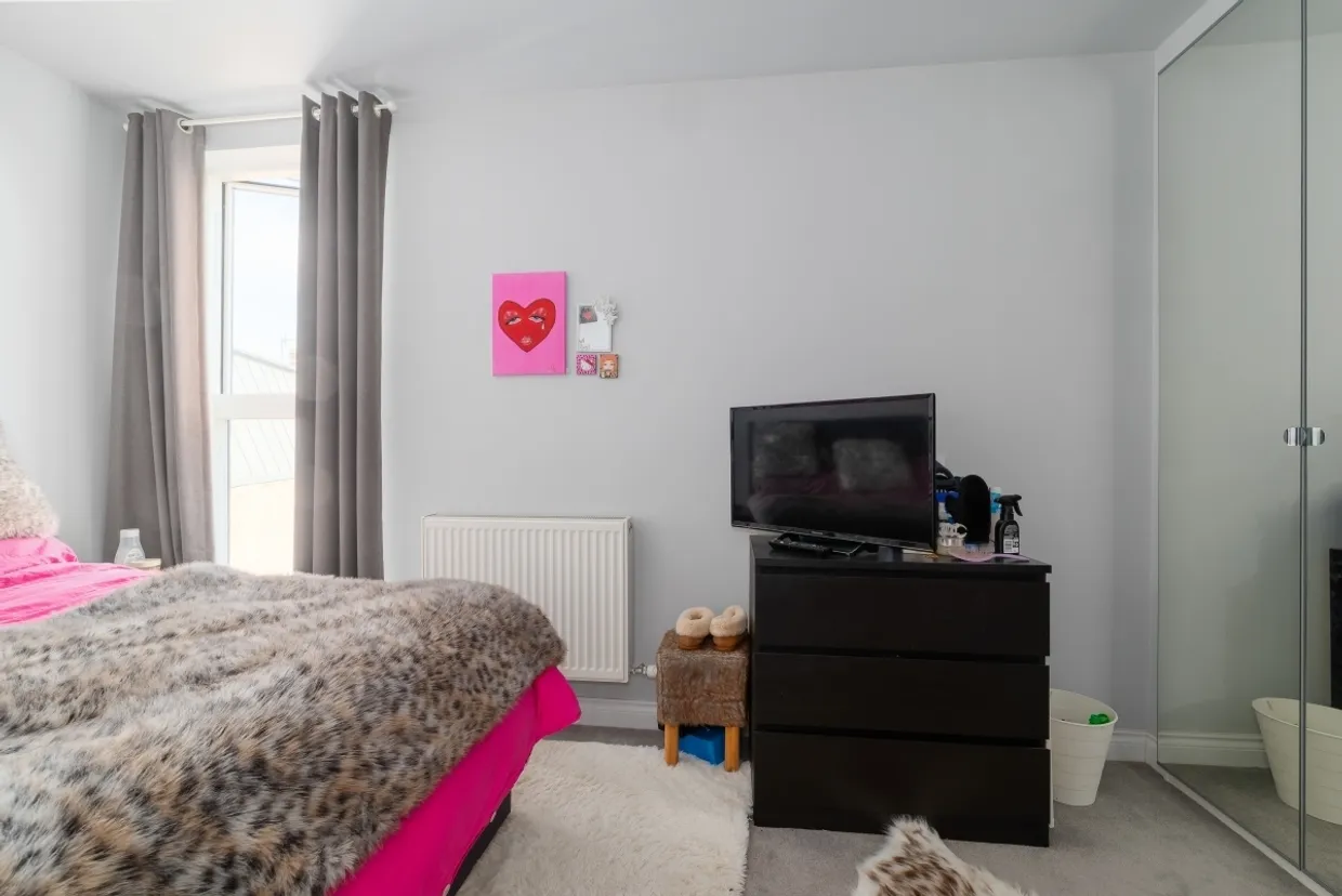 Wells Walk, E7 photo 18